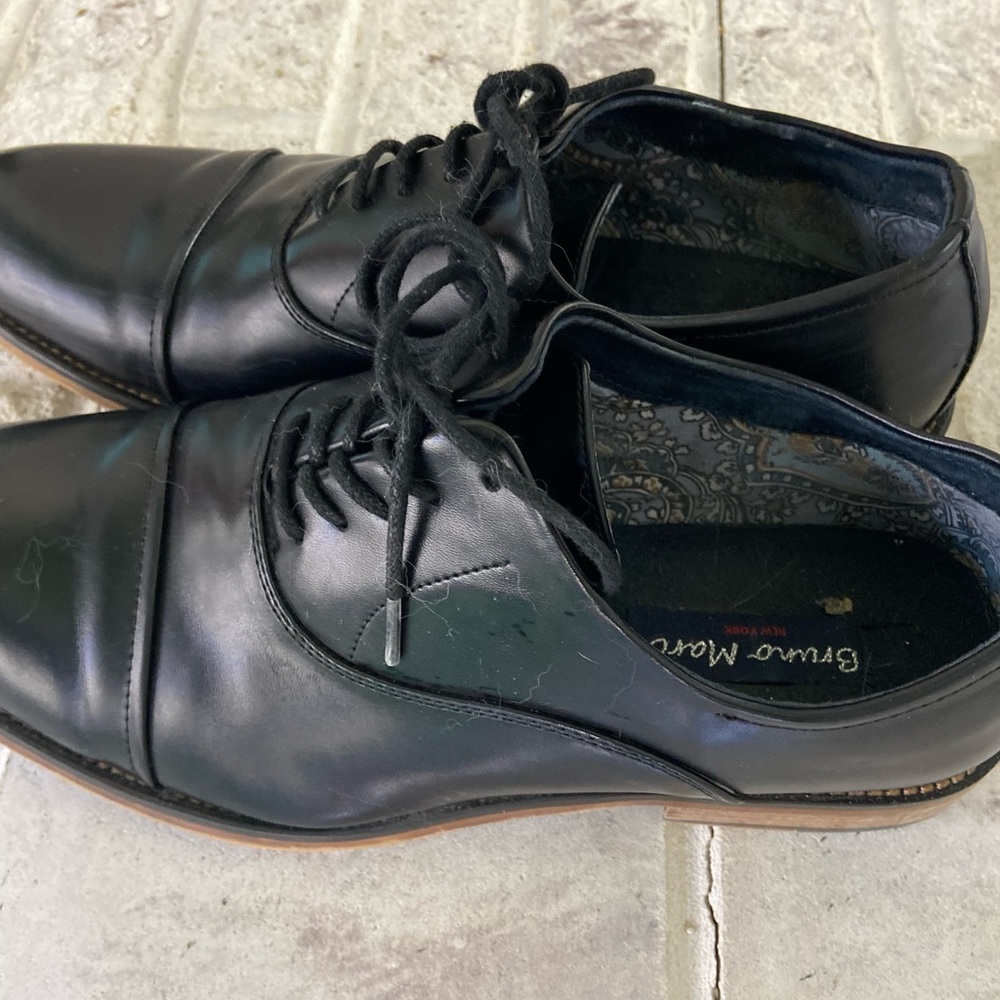Bruno Marc Shoes Size 8.5 good condition